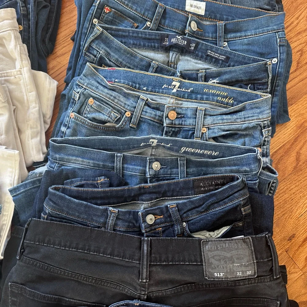 Assorted Denim Jeans - Picture 4 of 6